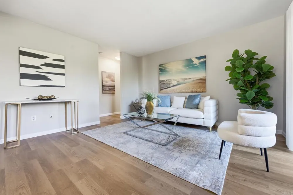 10623 Dabney Drive #39 Mira Mesa, CA 92126