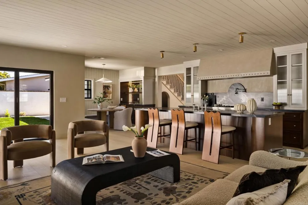1812 Highland Dr Newport Beach, CA 92660
