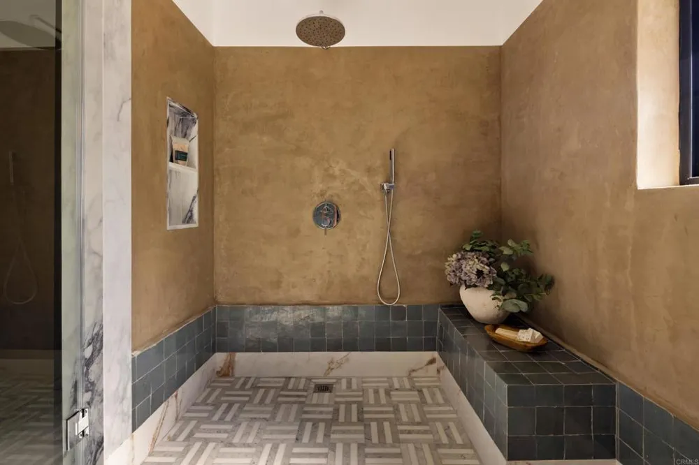 1812 Highland Dr Newport Beach, CA 92660