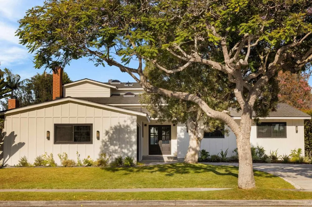 1812 Highland Dr Newport Beach, CA 92660