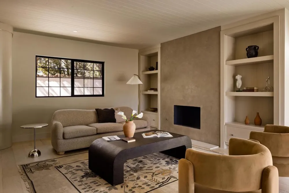 1812 Highland Dr Newport Beach, CA 92660