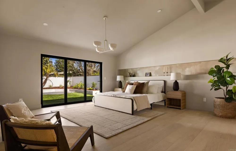 1812 Highland Dr Newport Beach, CA 92660