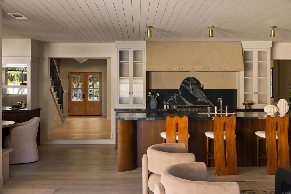 1812 Highland Dr Newport Beach, CA 92660