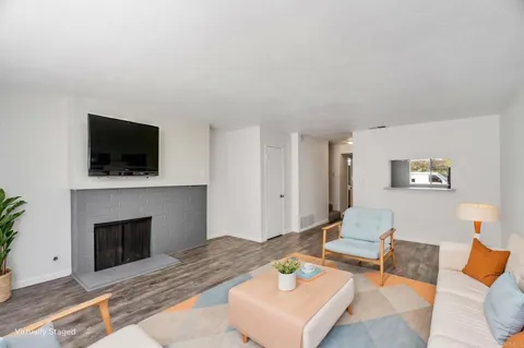 6799 Alvarado Road #4