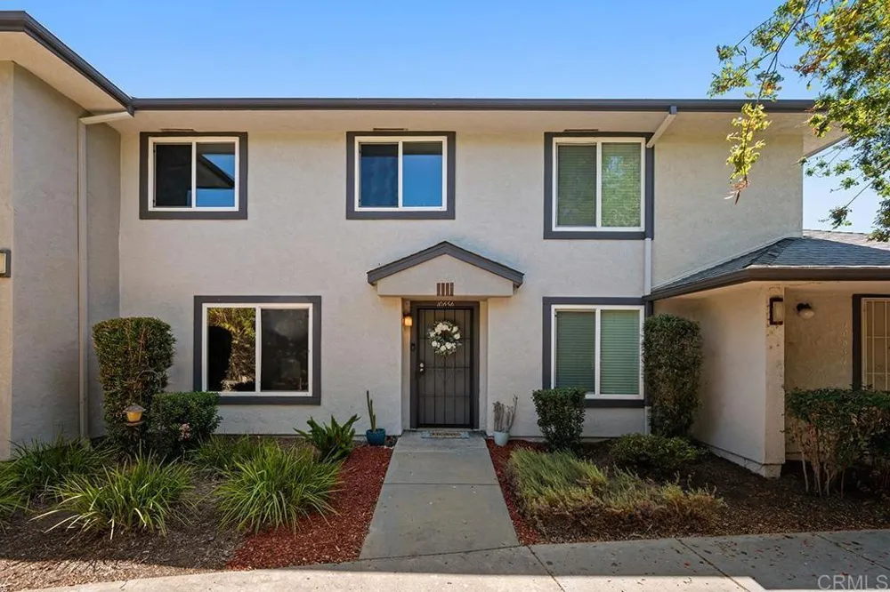 10656 King Phillip Ct. Santee, CA 92071