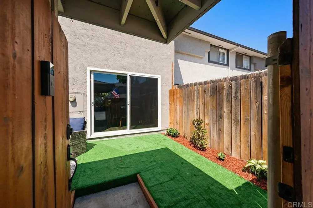 10656 King Phillip Ct. Santee, CA 92071