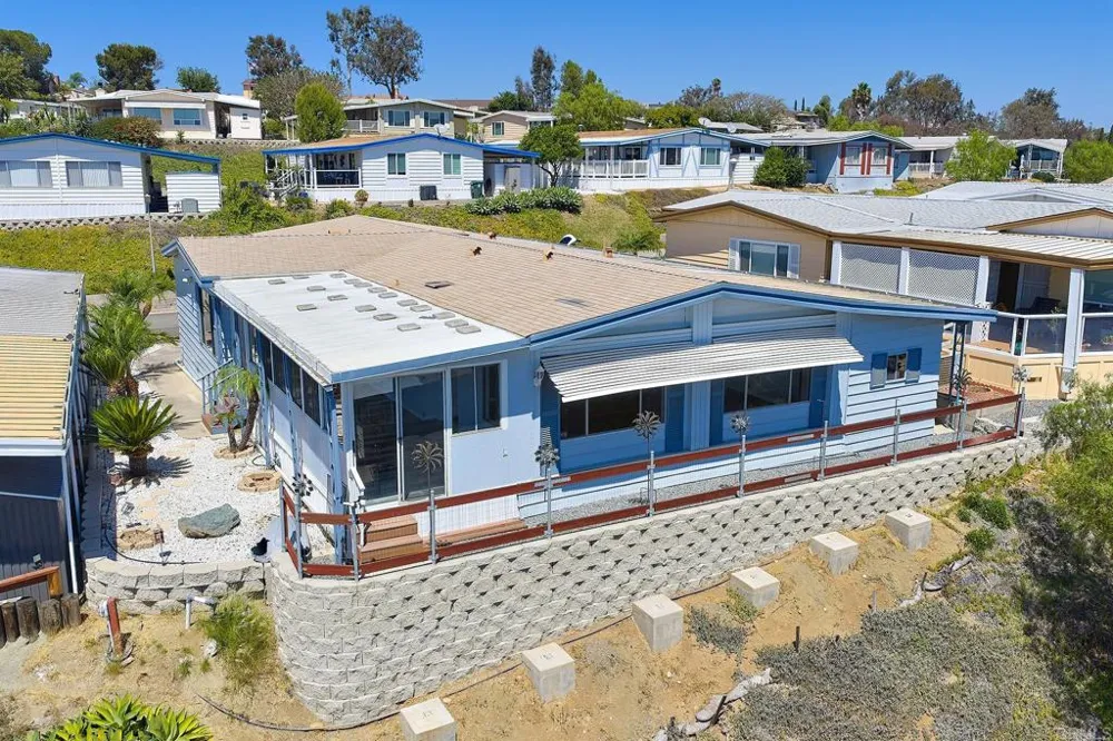 275 S Worthington Street #59 Spring Valley, CA 91977