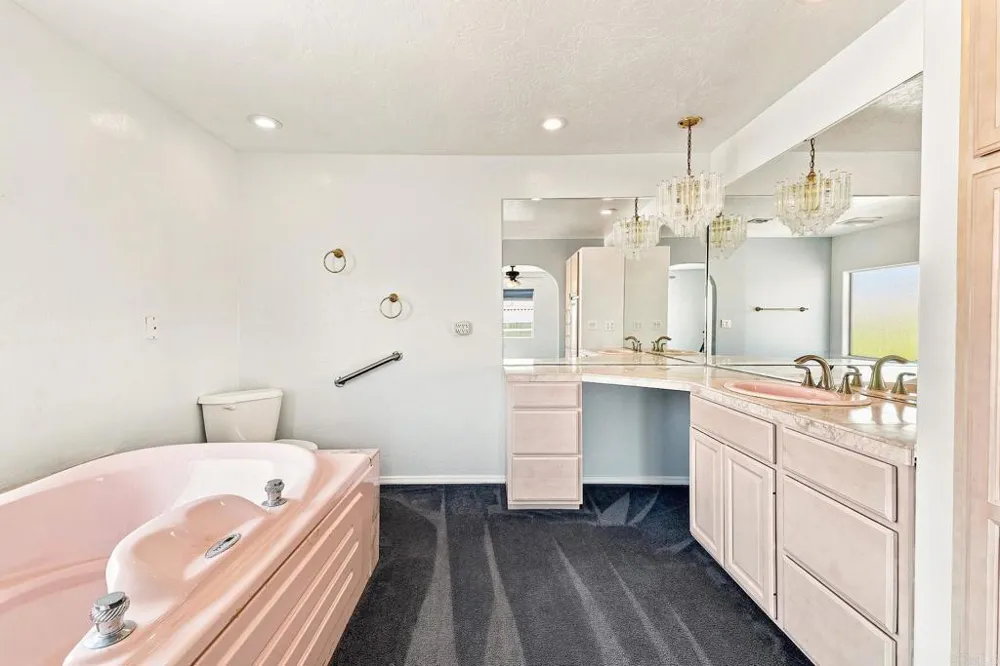 275 S Worthington Street #59 Spring Valley, CA 91977