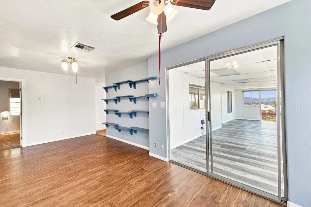 275 S Worthington Street #59 Spring Valley, CA 91977