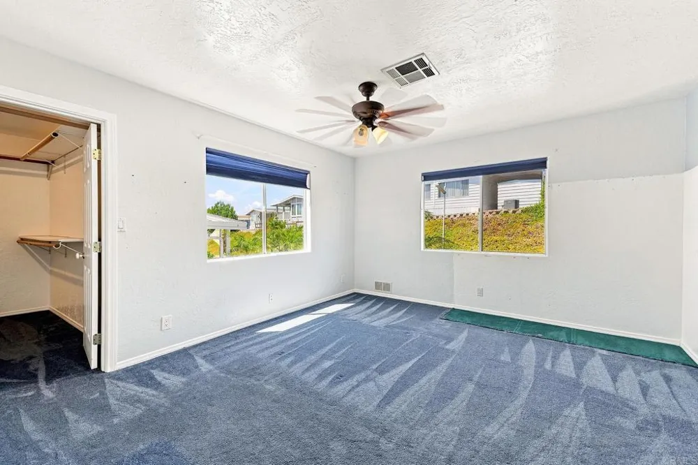 275 S Worthington Street #59 Spring Valley, CA 91977