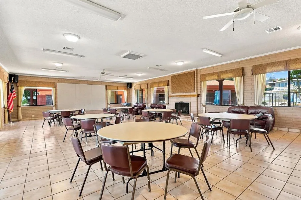 275 S Worthington Street #59 Spring Valley, CA 91977