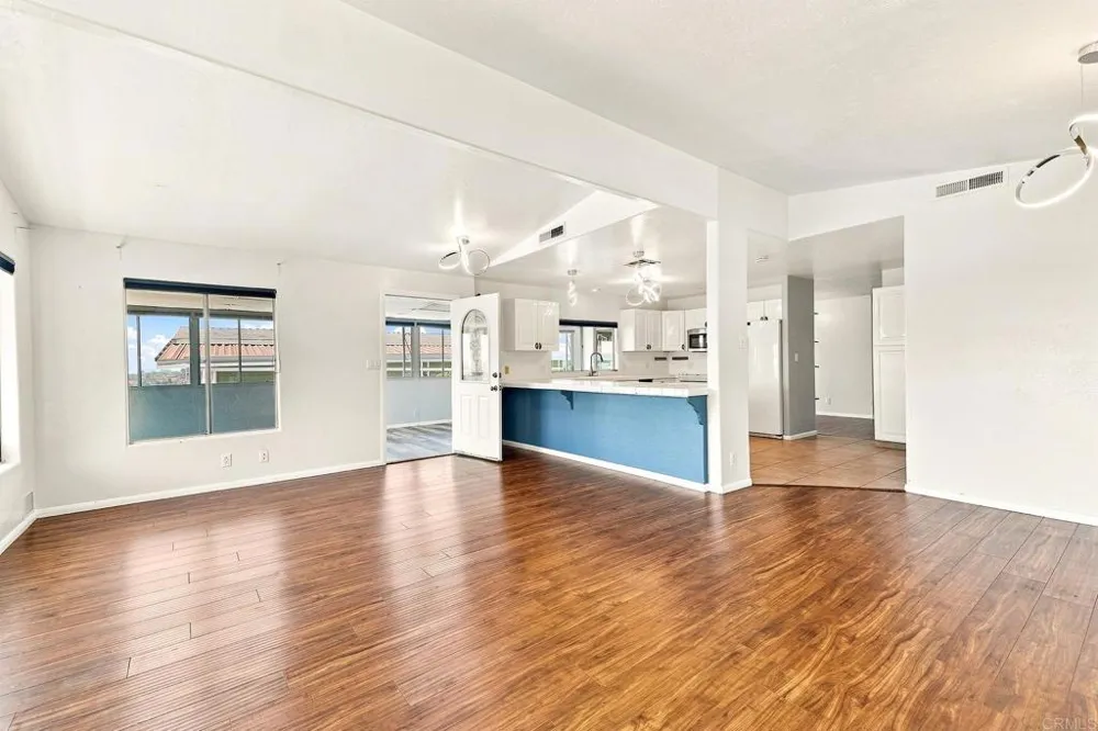 275 S Worthington Street #59 Spring Valley, CA 91977