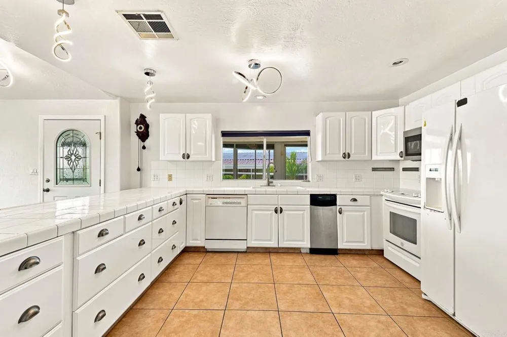 275 S Worthington Street #59 Spring Valley, CA 91977