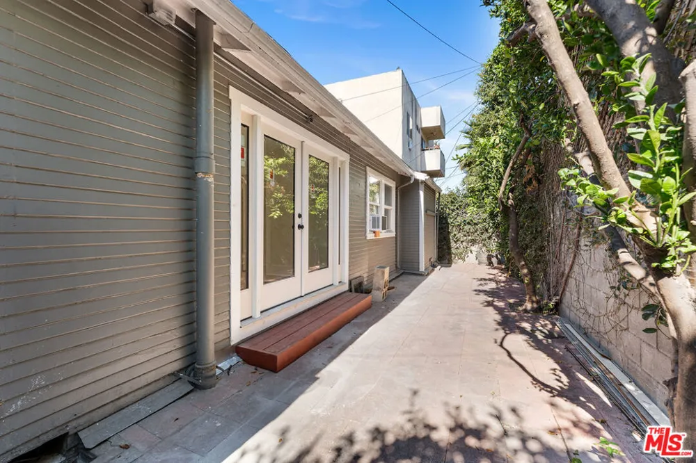 4245 Normal Avenue Los Angeles, CA 90029