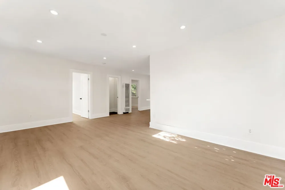 4245 Normal Avenue Los Angeles, CA 90029