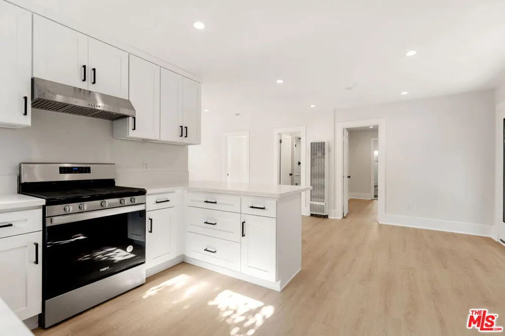 4245 Normal Avenue Los Angeles, CA 90029