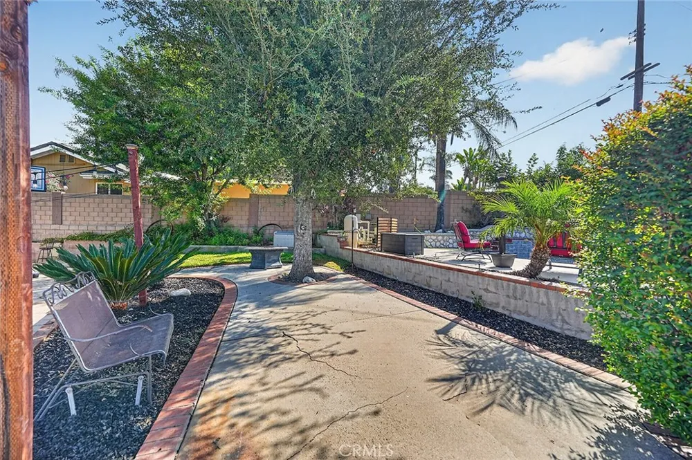 21132 E Cloverland Drive Covina, CA 91724