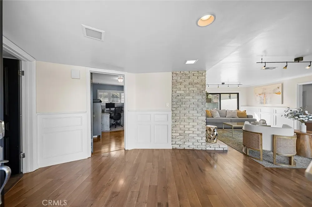 21132 E Cloverland Drive Covina, CA 91724