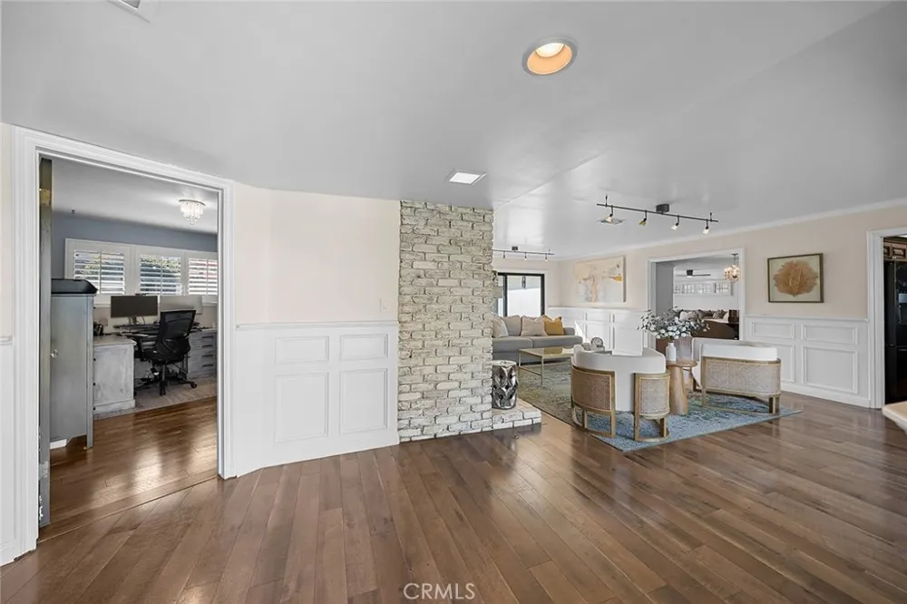 21132 E Cloverland Drive Covina, CA 91724