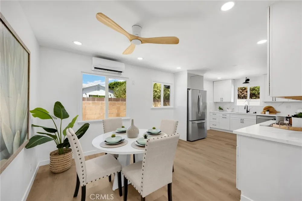 25219 Ebony Lomita, CA 90717
