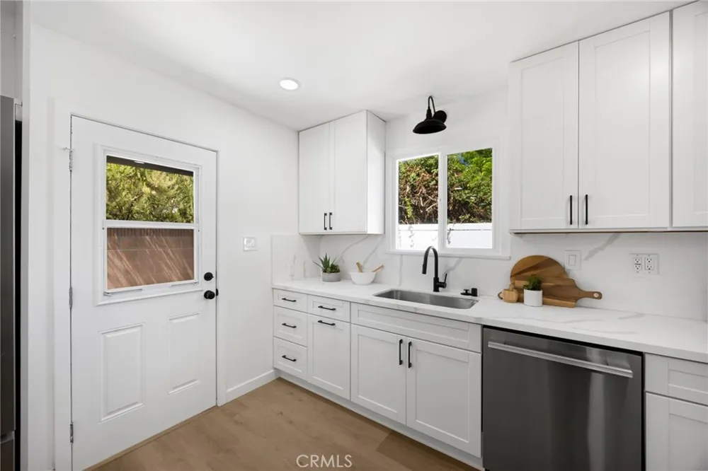 25219 Ebony Lomita, CA 90717