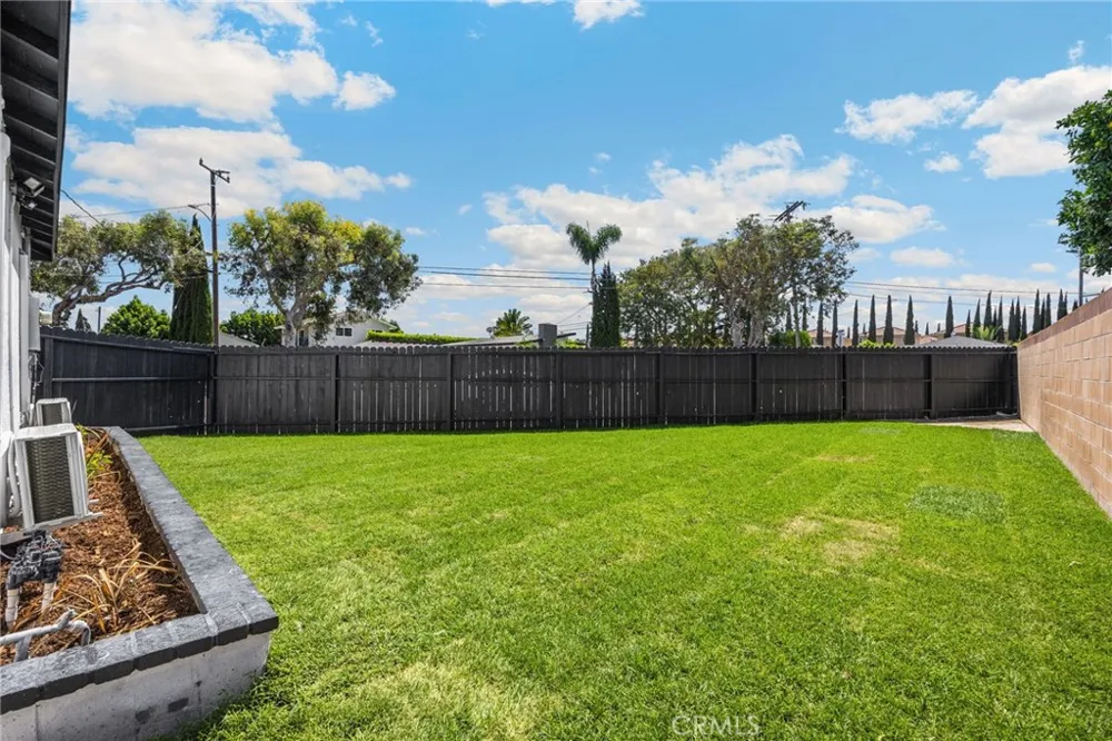 25219 Ebony Lomita, CA 90717