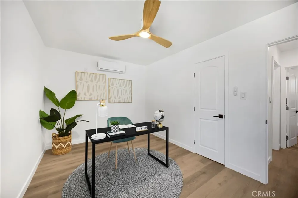 25219 Ebony Lomita, CA 90717