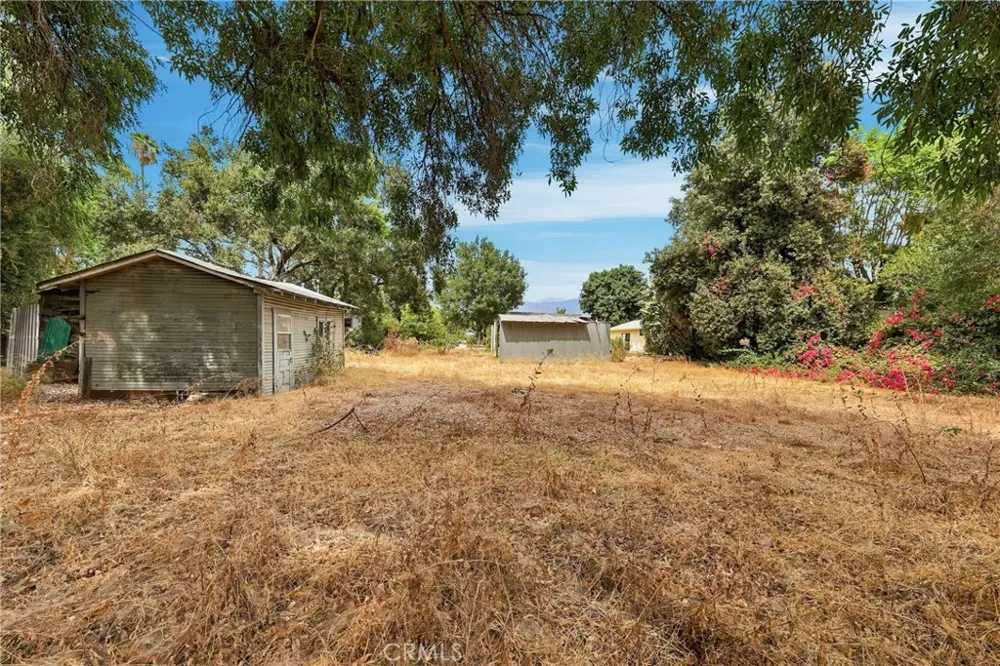 1436 3rd Street La Verne, CA 91750