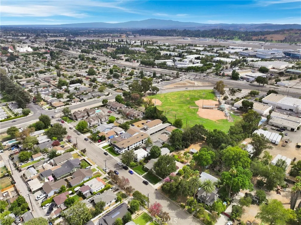 1436 3rd Street La Verne, CA 91750
