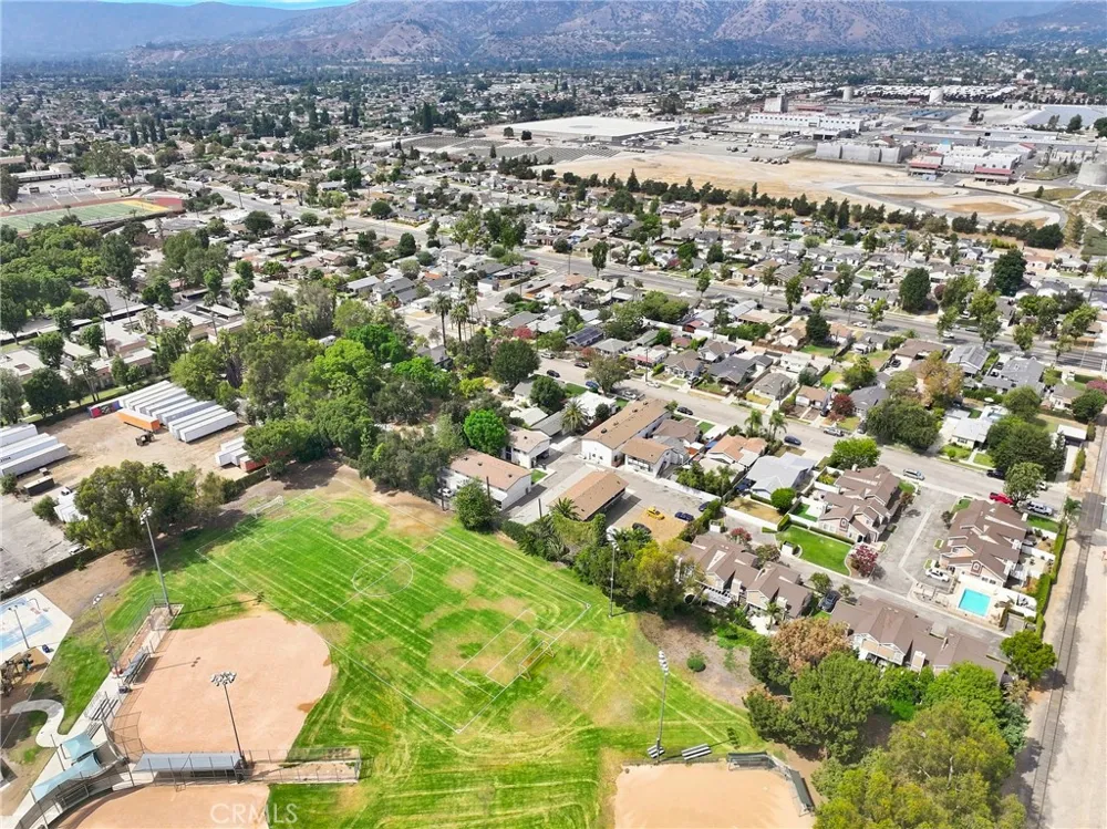 1436 3rd Street La Verne, CA 91750