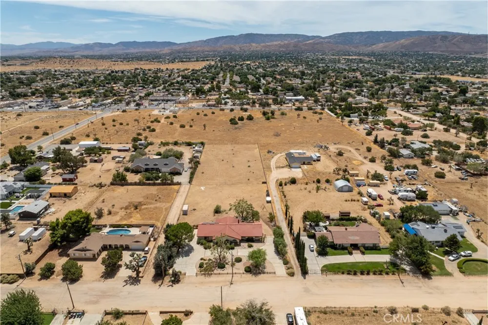 4548 W Avenue K12 Quartz Hill, CA 93536