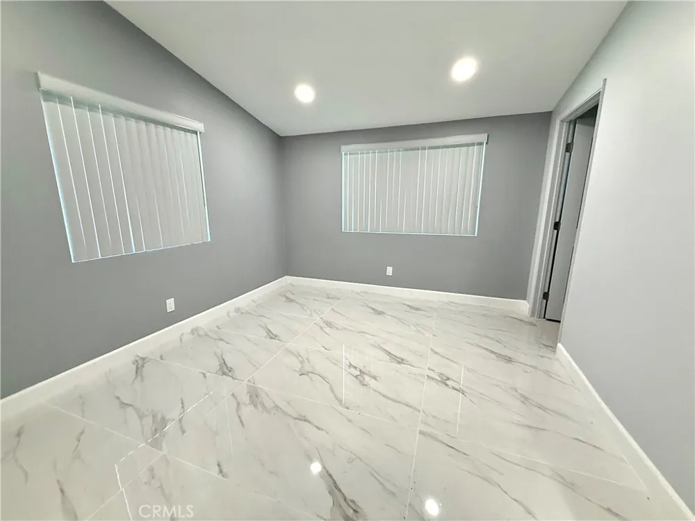 17112 Ceredo Granada Hills, CA 91344
