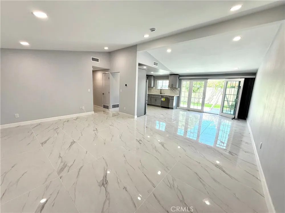 17112 Ceredo Granada Hills, CA 91344