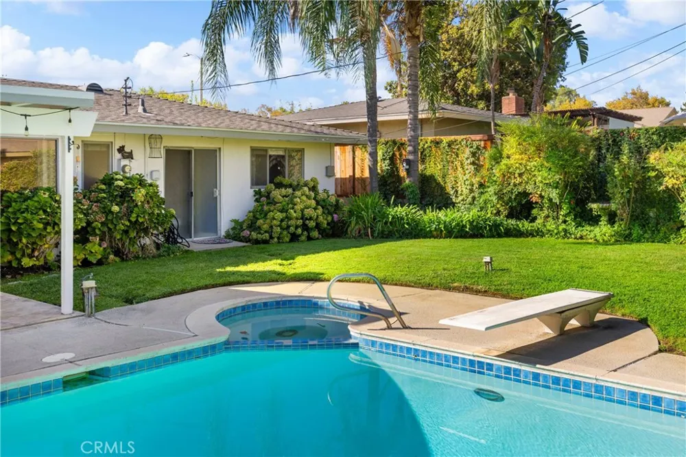221 Phlox Avenue Redlands, CA 92373