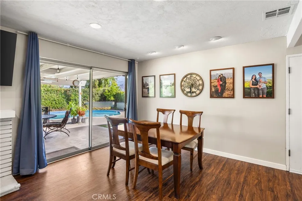 221 Phlox Avenue Redlands, CA 92373