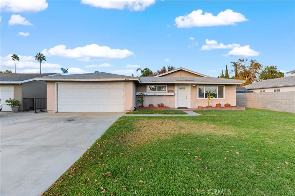 4229 Wheeler Street Riverside, CA 92503
