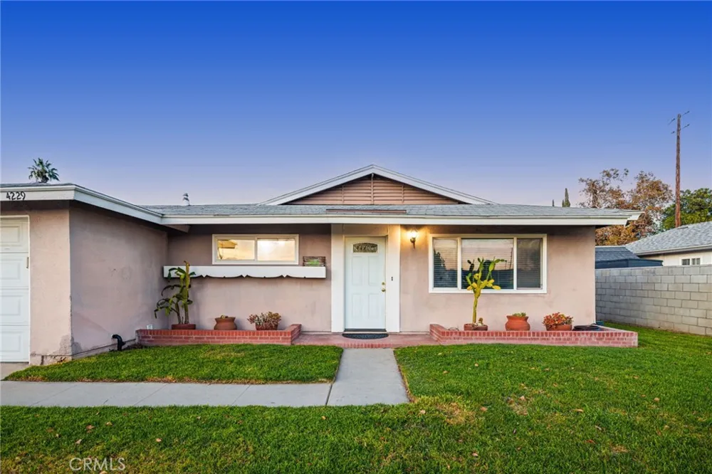 4229 Wheeler Street Riverside, CA 92503