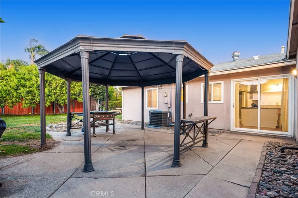 4229 Wheeler Street Riverside, CA 92503
