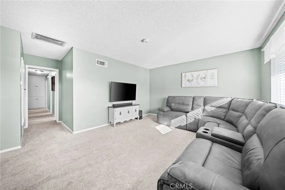 4229 Wheeler Street Riverside, CA 92503