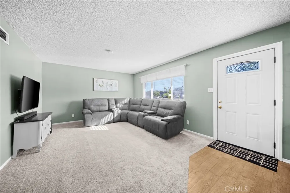 4229 Wheeler Street Riverside, CA 92503