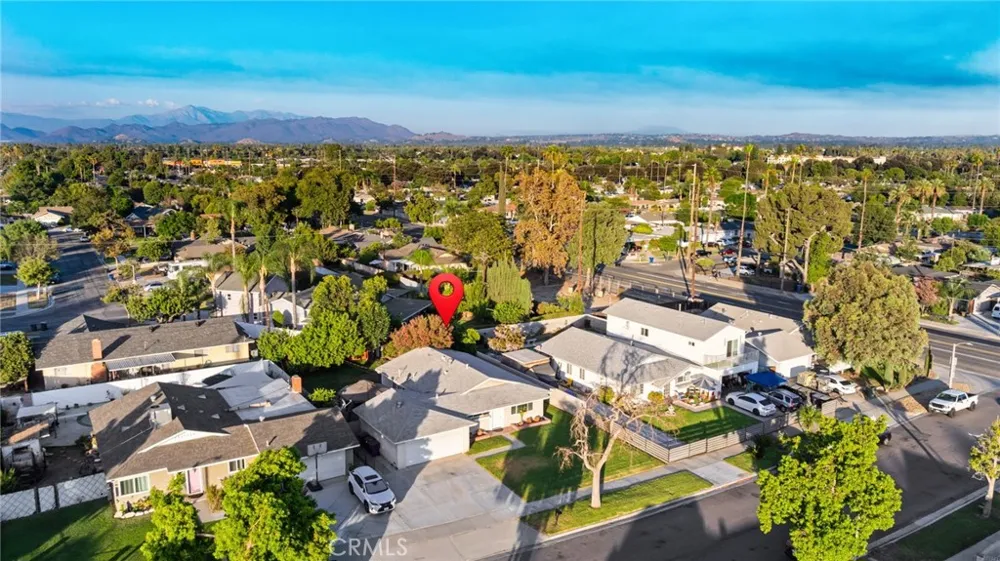4229 Wheeler Street Riverside, CA 92503