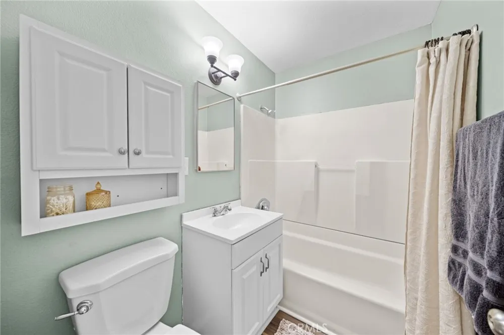 4229 Wheeler Street Riverside, CA 92503