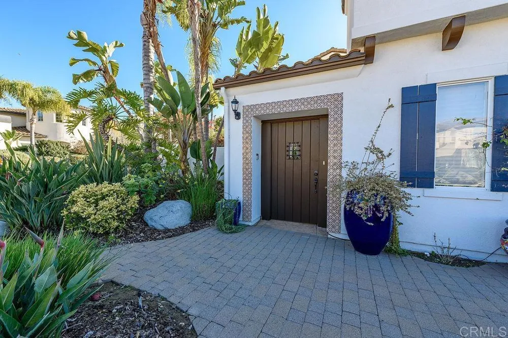 2903 Rancho Cortes Carlsbad, CA 92009