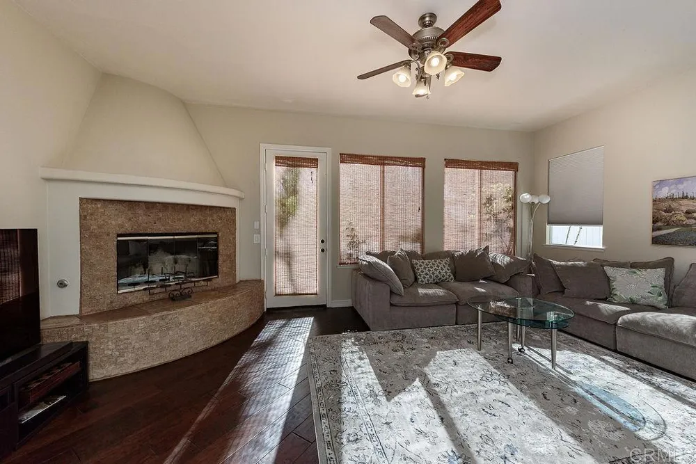 2903 Rancho Cortes Carlsbad, CA 92009