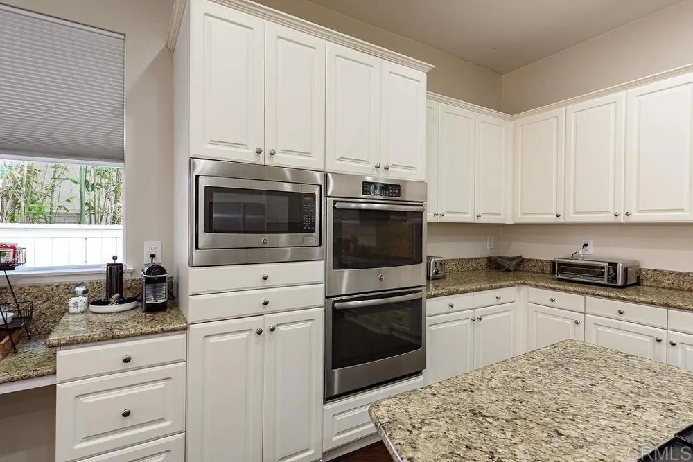 2903 Rancho Cortes Carlsbad, CA 92009