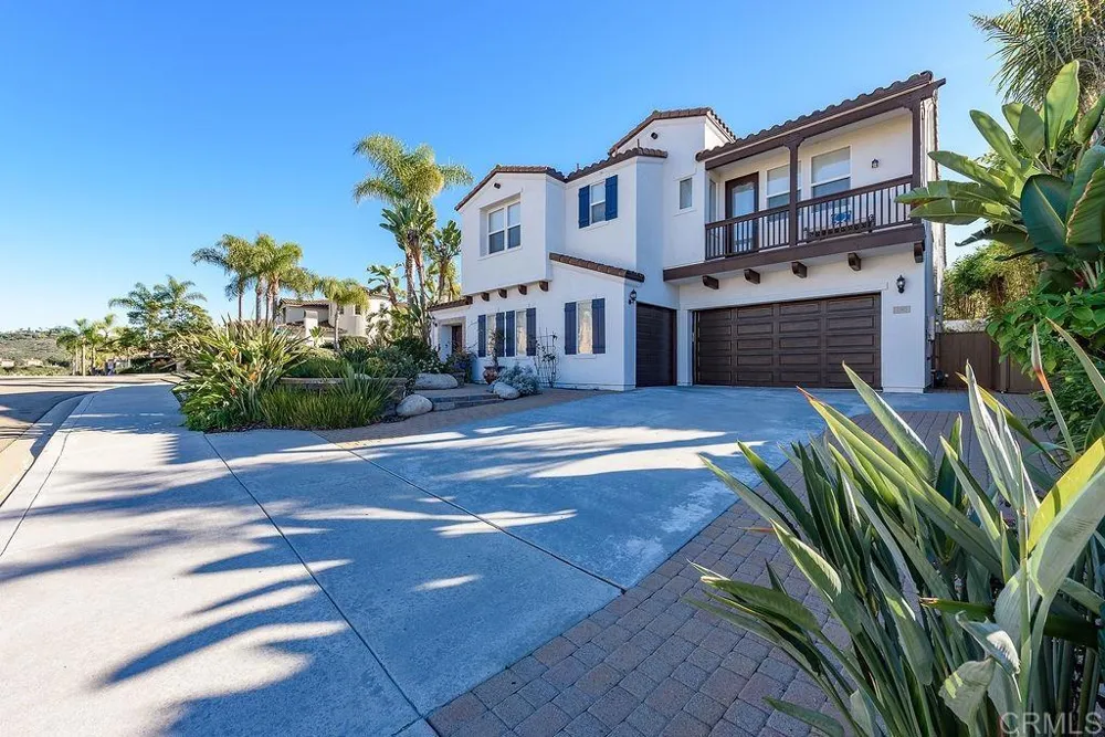 2903 Rancho Cortes Carlsbad, CA 92009