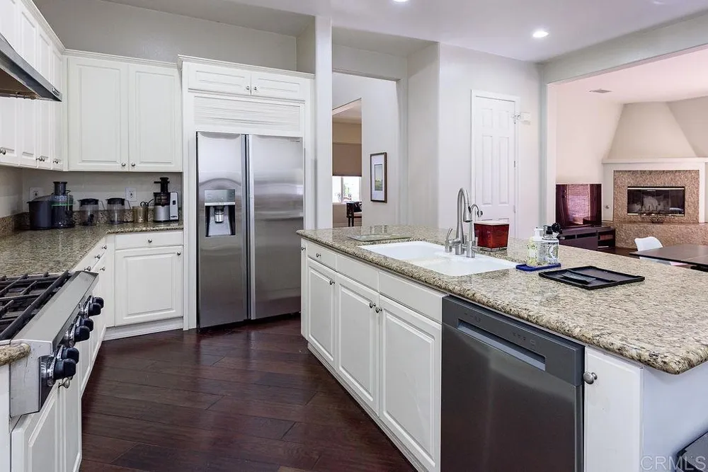 2903 Rancho Cortes Carlsbad, CA 92009