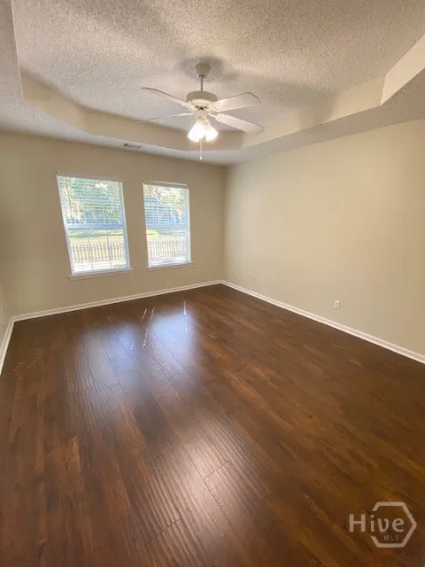 111 Laurens Lane Savannah, GA 31419
