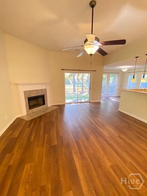 111 Laurens Lane Savannah, GA 31419