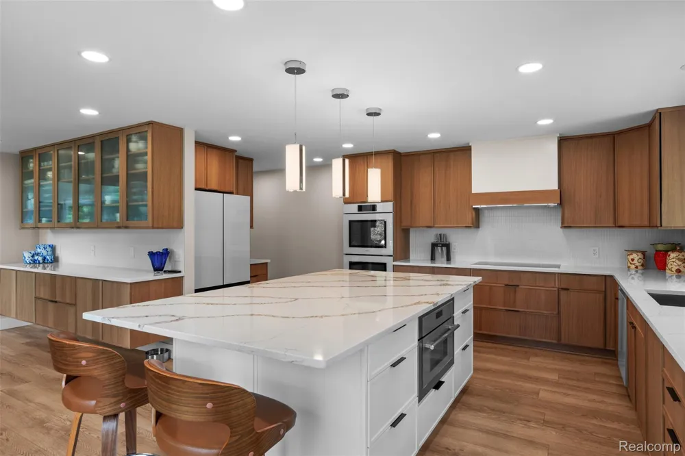 55550 Lee Road Lyon Charter Township, MI 48165